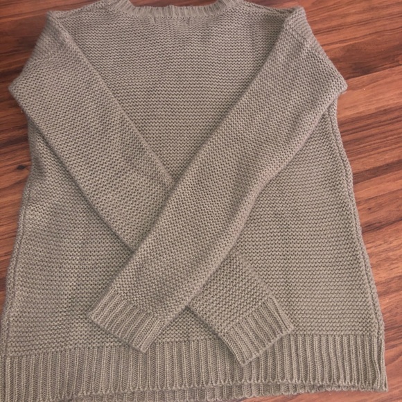 - FOREVER 21 WAFFLE SWEATER 🧇👚🧥 - Picture 3 of 3